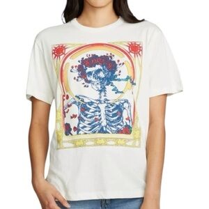 Chaser Women’s Size XS White Short Sleeve Skeleton Grateful Dead Graphic T-Shirt